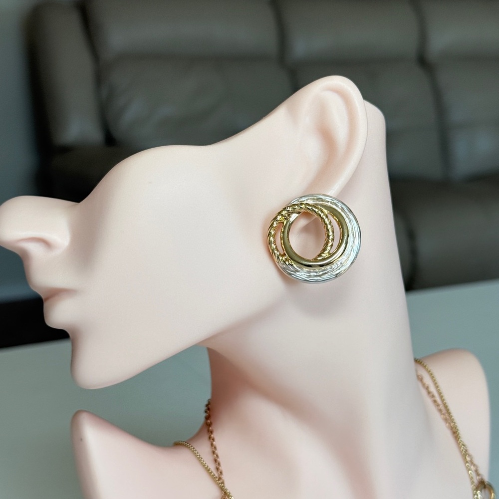 Italian Desing Classic Two-Tone Circular Post Earrings - Gold & Silver